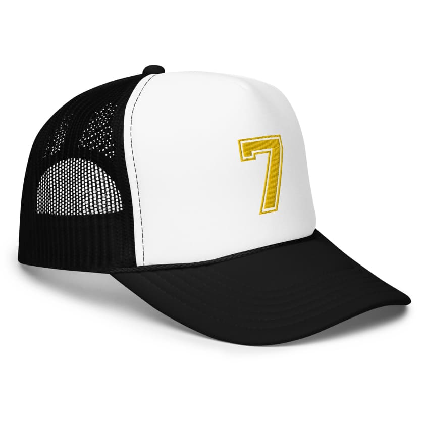Casquette numéro 7 brodé en mousse