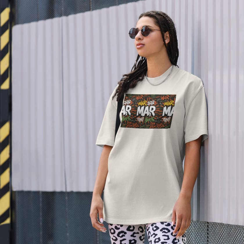 T-shirt MAR212 Graffiti oversize brodé