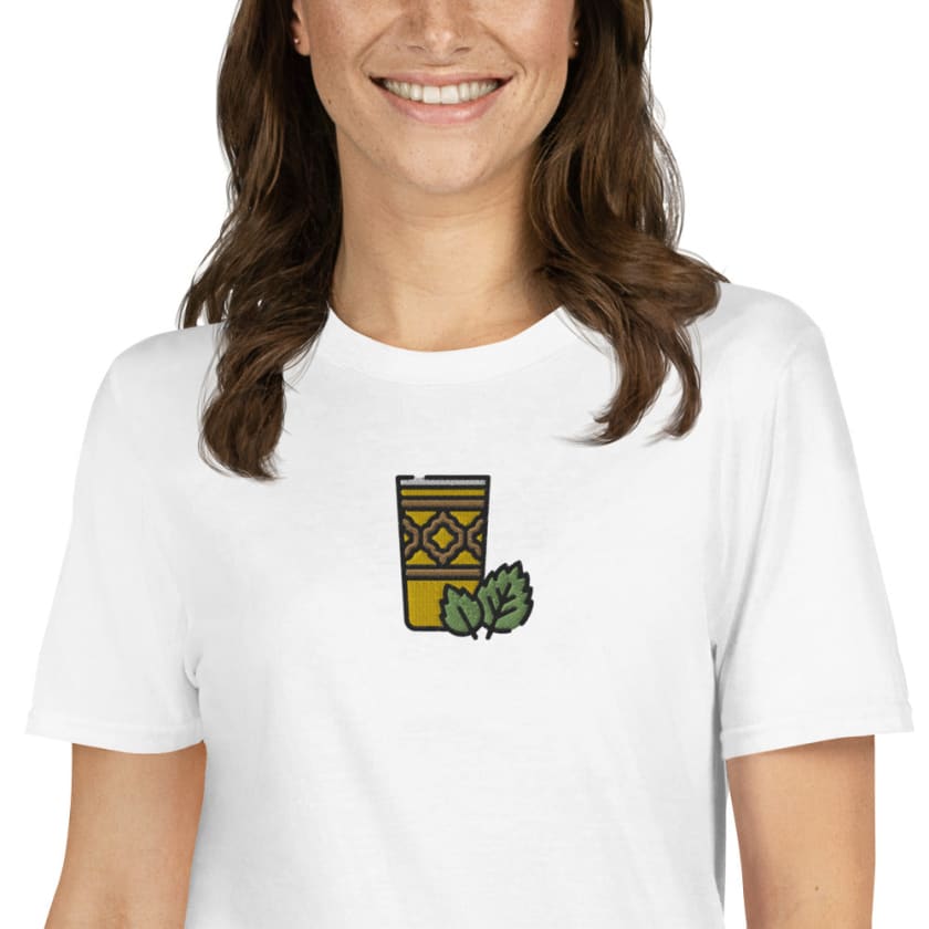 T-shirt Personnalisé Brodé Atay Verre de Thé Marocain