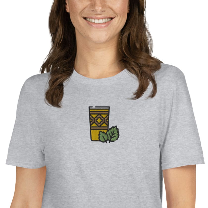 T-shirt Personnalisé Brodé Atay Verre de Thé Marocain
